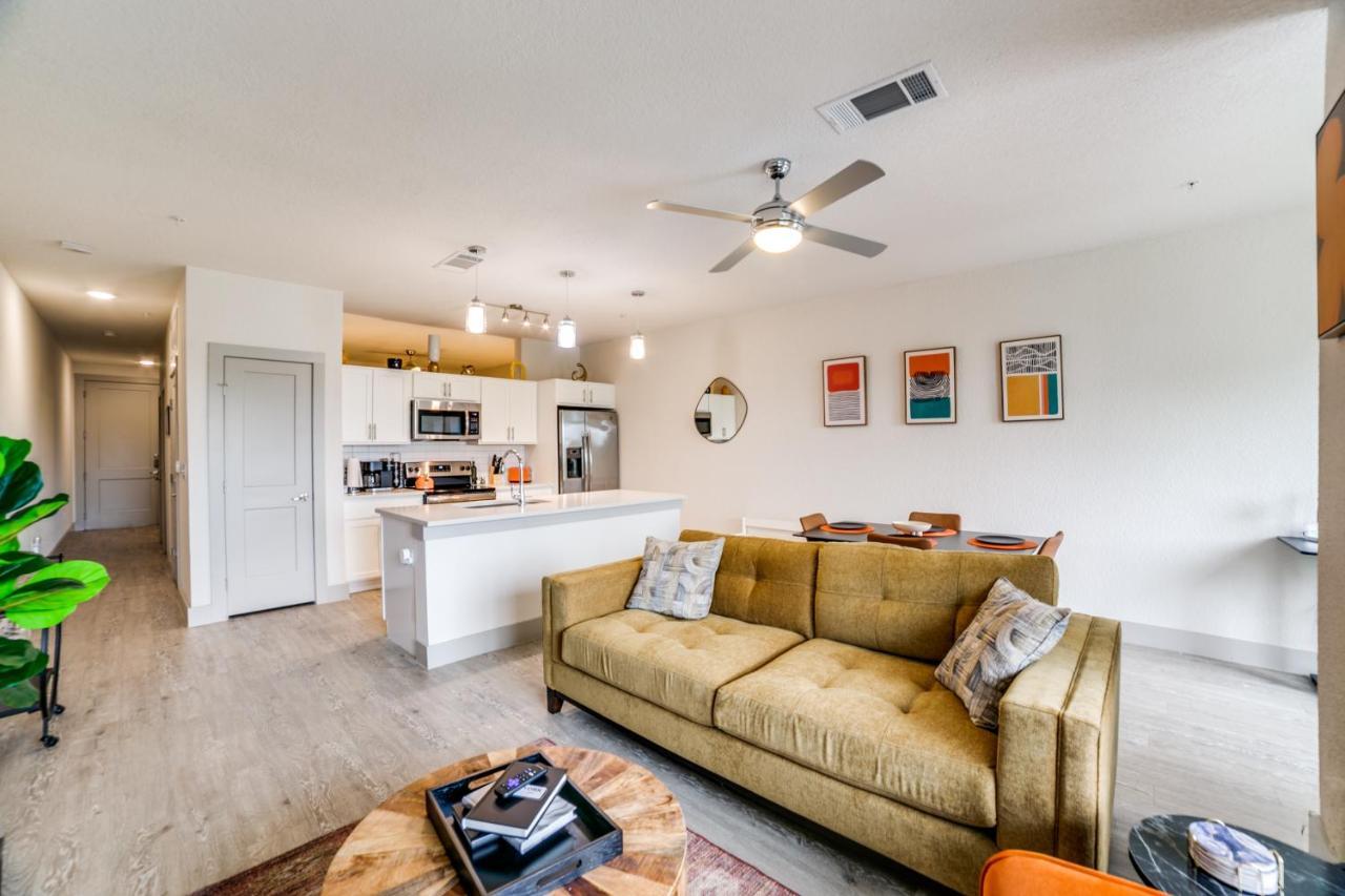 Downtown Apartment With Riverwalk Views Free Parking Pet Friendly Centrally Located On The Riverwalk San Antonio Exterior photo