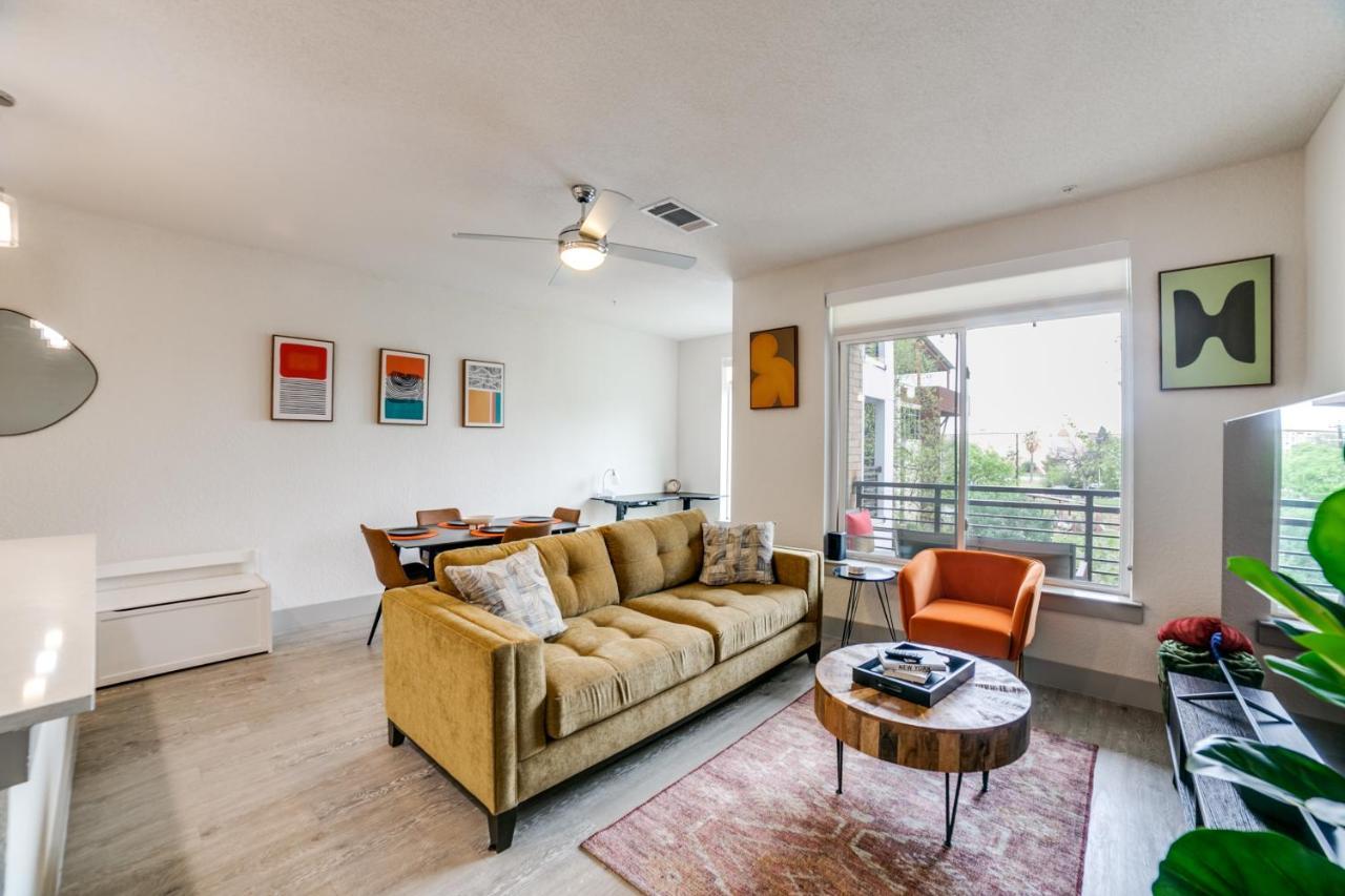 Downtown Apartment With Riverwalk Views Free Parking Pet Friendly Centrally Located On The Riverwalk San Antonio Exterior photo